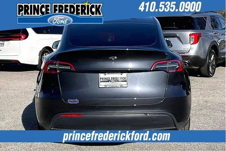 $30988 : Tesla Model Y 2024 4dr Cross image 4