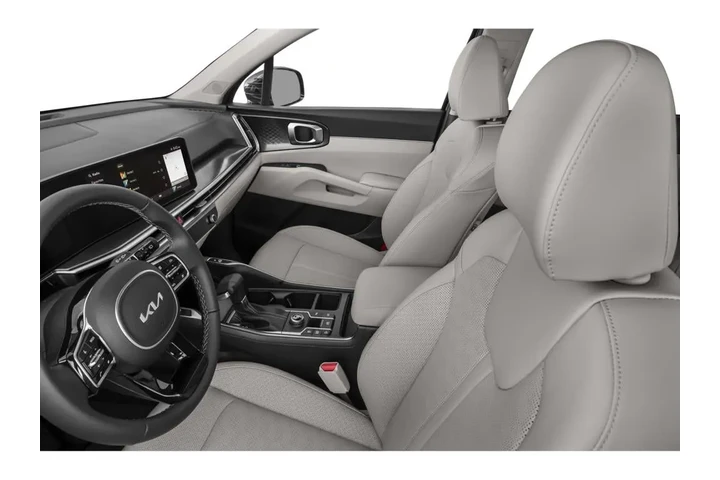 $31999 : 2024 Sorento S image 6