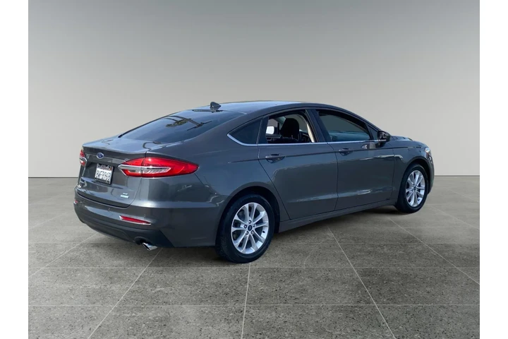 $21344 : Ford Fusion 2020 SE 4dr Seda image 5