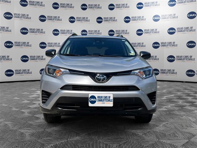 $22999 : PRE-OWNED 2018 TOYOTA RAV4 LE image 8