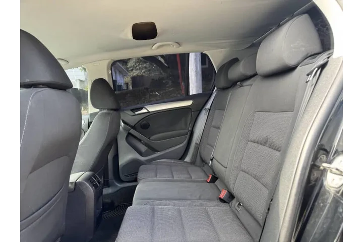 $3999 : 2013 Golf 2.5L PZEV image 8