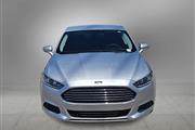 $12990 : Pre-Owned 2016 Ford Fusion SE thumbnail