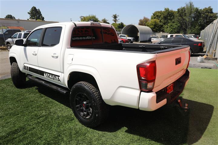 $29999 : 2019 TOYOTA TACOMA SR5 image 9