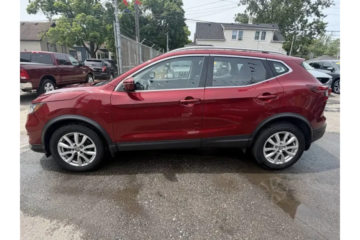 2020 Rogue Sport SV image 4