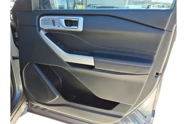 $33995 : Ford Explorer 2024 Limited 4 image 8