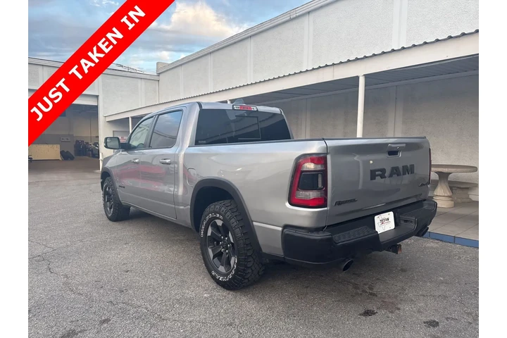 $35261 : Ram 1500 2020 4x4 Rebel 4dr image 8