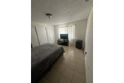 $800 : Se renta cuarto HESPERIA, CA thumbnail