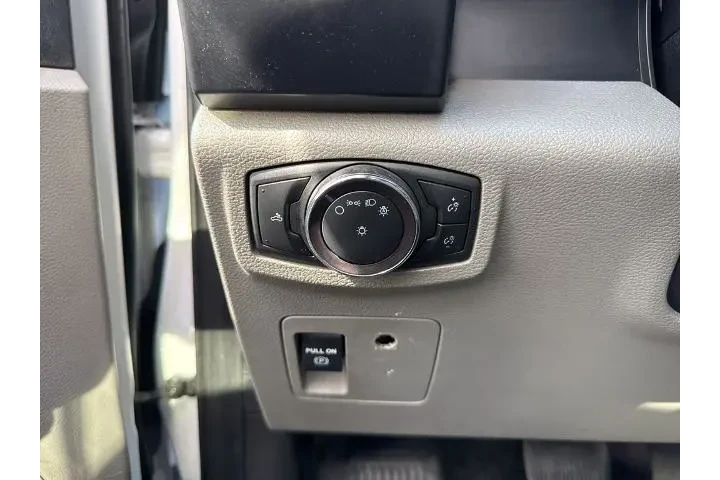 $18980 : Ford F-150 2019 4x2 XL 2dr R image 8