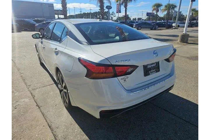 $21600 : Nissan Altima 2021 2.5 SR 4d image 3