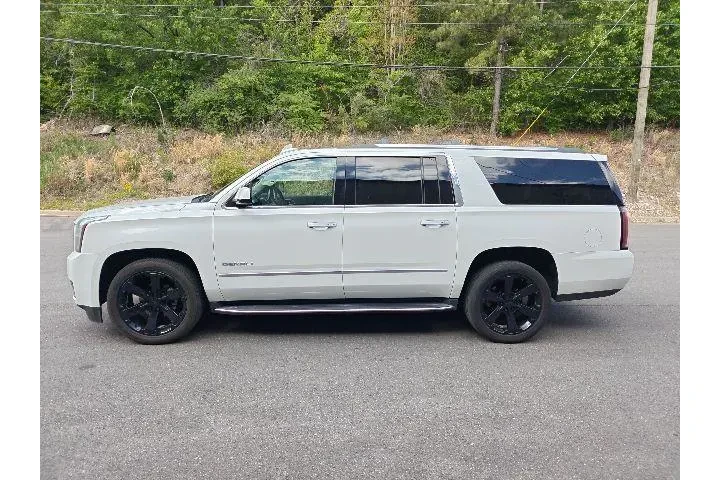 $30990 : GMC Yukon XL 2019 4x4 Denali image 5