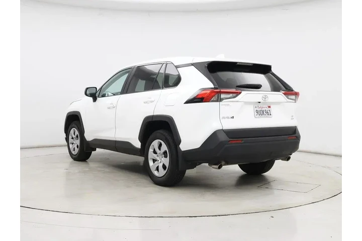 $27998 : Toyota RAV4 2025 AWD LE 4dr image 2