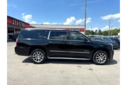 2016 GMC Yukon XL 4WD 4dr Den en Lexington