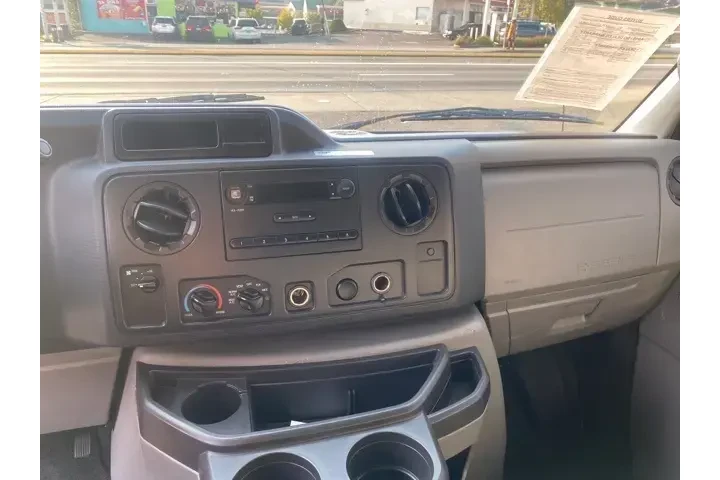 $8999 : Ford E-Series 2010 E-250 3dr image 10