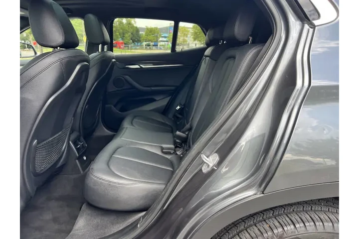 $17900 : 2018 BMW X2 sDrive28i image 10