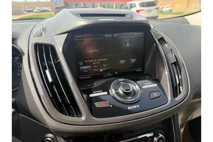 $9490 : 2014 Escape Titanium image 9