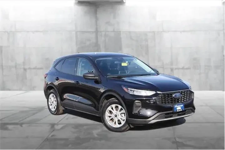 $22950 : Ford Escape 2025 Active 4dr image 2