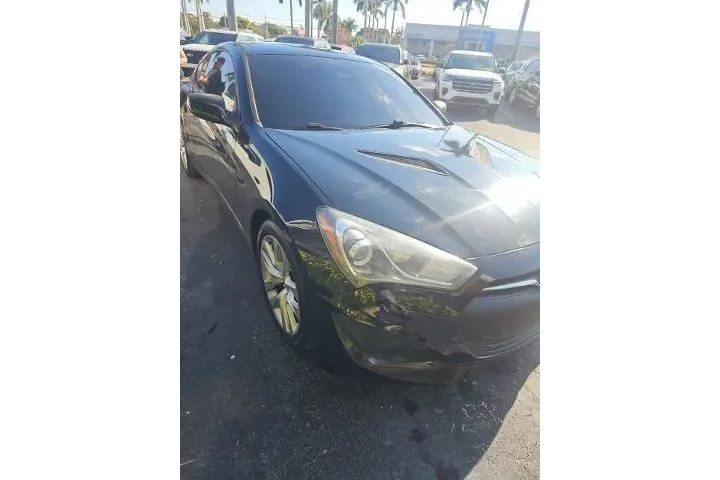$5997 : Hyundai Genesis Coupe 2013 2 image 1