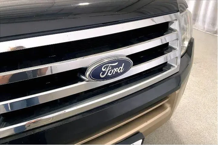 $13961 : Ford Expedition 2013 4x2 Kin image 7