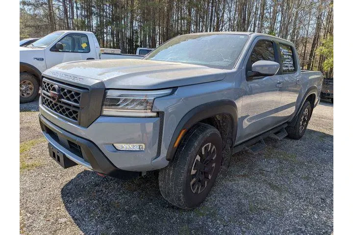 $25922 : Nissan Frontier 2022 4x4 PRO image 3