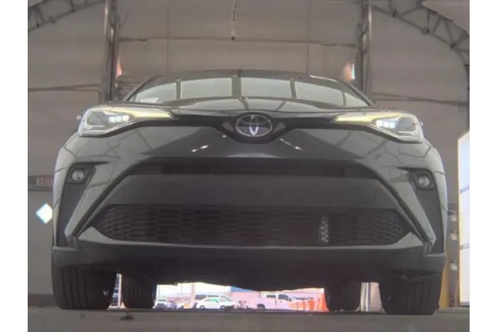 $22690 : Toyota C-HR 2022 XLE 4dr Cro image 3