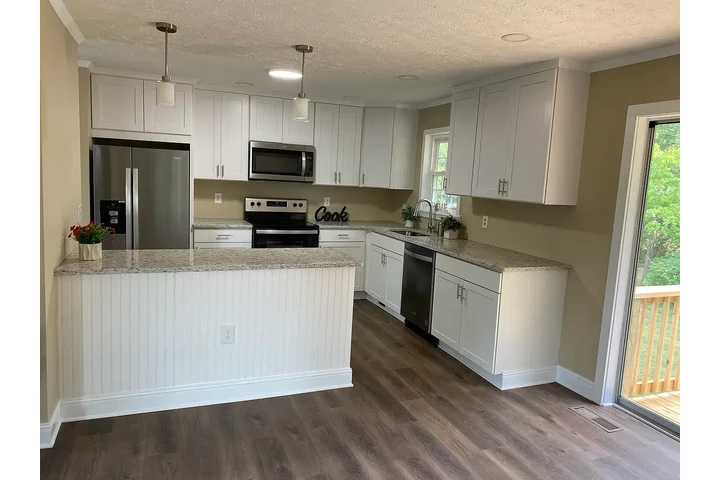 $1300 : 6900 Chisholm Ave, Van Nuys, C image 8