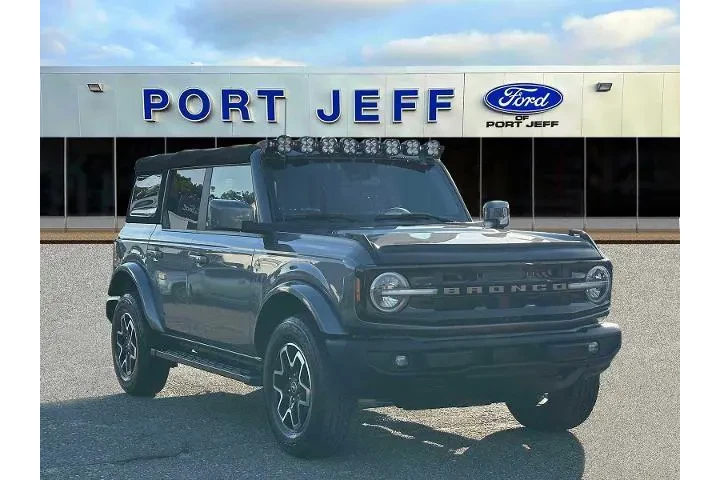 $35995 : Ford Bronco 2023 4x4 Base Ad image 2