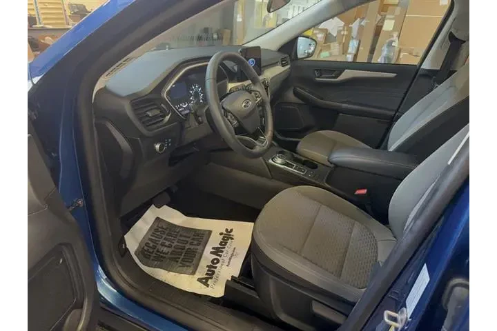 $23490 : Ford Escape 2022 AWD SE 4dr image 5