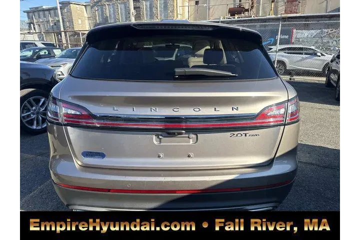 $26690 : Lincoln Nautilus 2020 AWD Re image 4