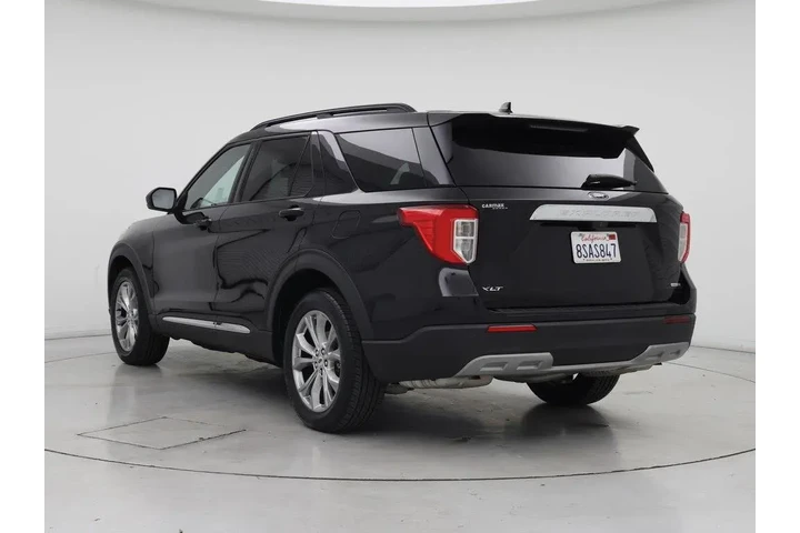 $27998 : Ford Explorer 2020 AWD XLT 4 image 2