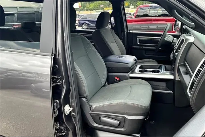 $30000 : Ram 1500 Classic 2023 4x4 SL image 7