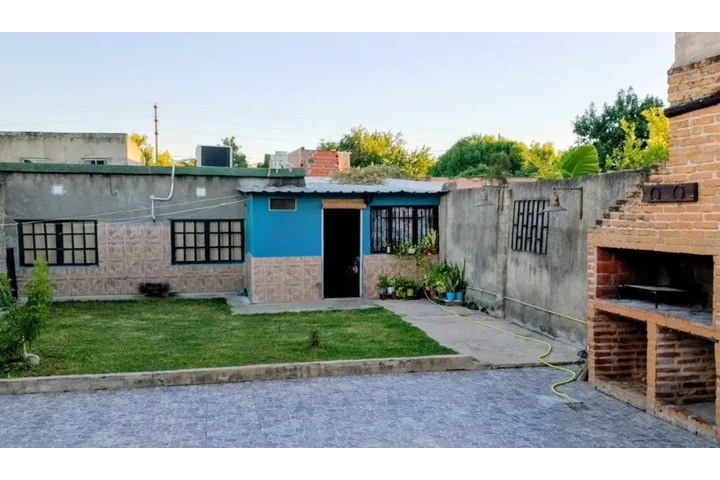 $48000 : Casa en venta Manuel Tezanos image 10