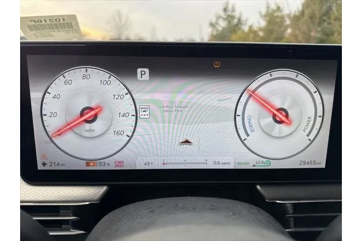 $33750 : Genesis GV60 2023 AWD Perfor image 5