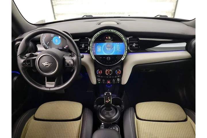 $24998 : MINI Convertible 2022 Cooper image 9