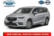 $22898 : Chrysler Pacifica 2023 Touri thumbnail