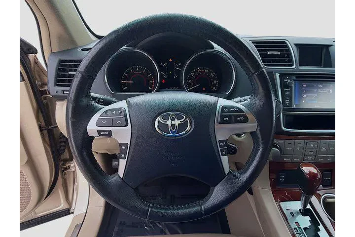 $11720 : Toyota Highlander 2013 AWD L image 8