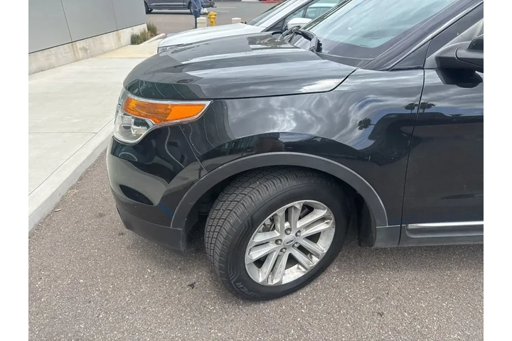 $15900 : Ford Explorer 2014 XLT 4dr S image 2