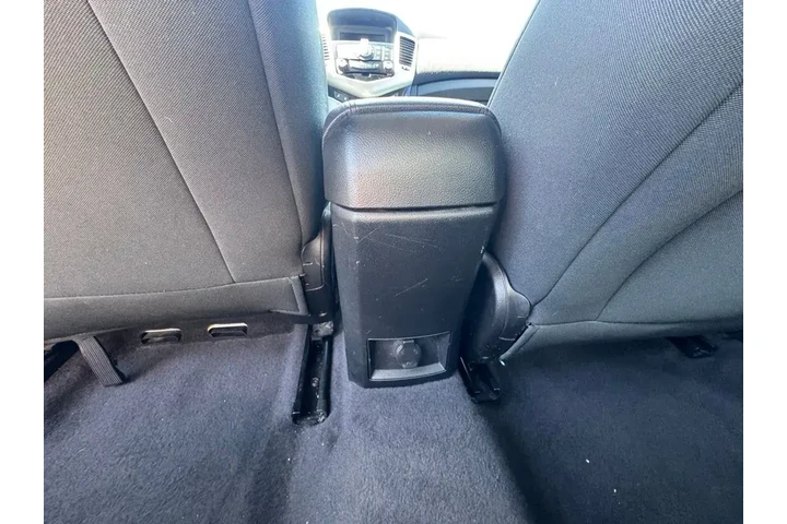 $2498 : Chevrolet Cruze 2012 LT 4dr image 9