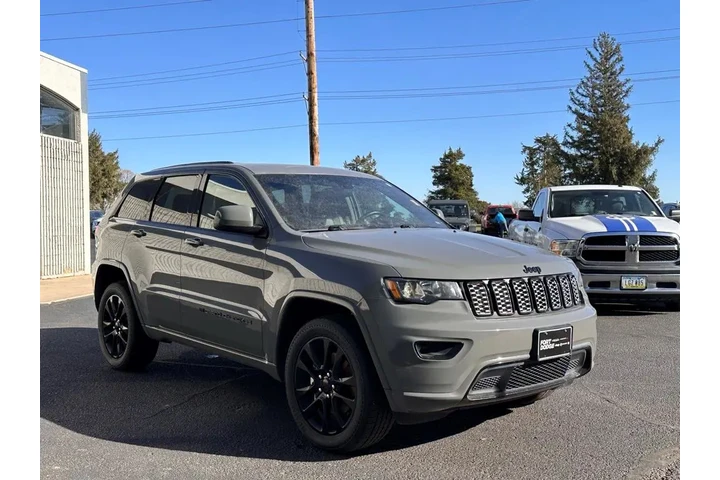 $25418 : Jeep Grand Cherokee WK 2022 image 7