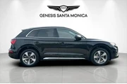 $27558 : Audi Q5 2023 AWD quattro Pre thumbnail