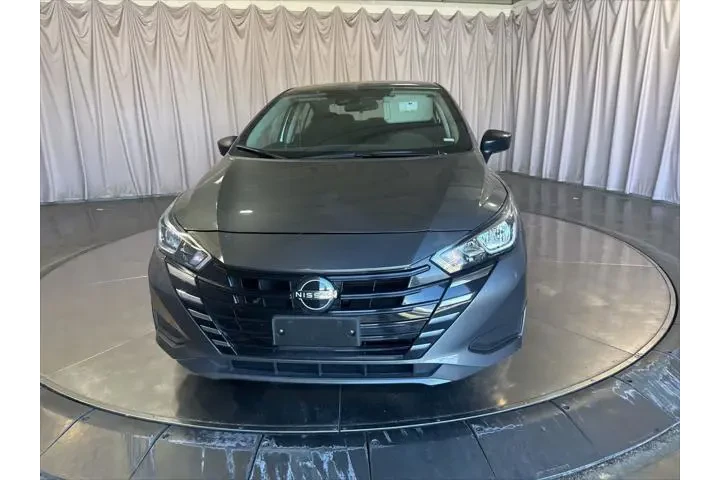 $13799 : Nissan Versa 2024 S 4dr Seda image 2