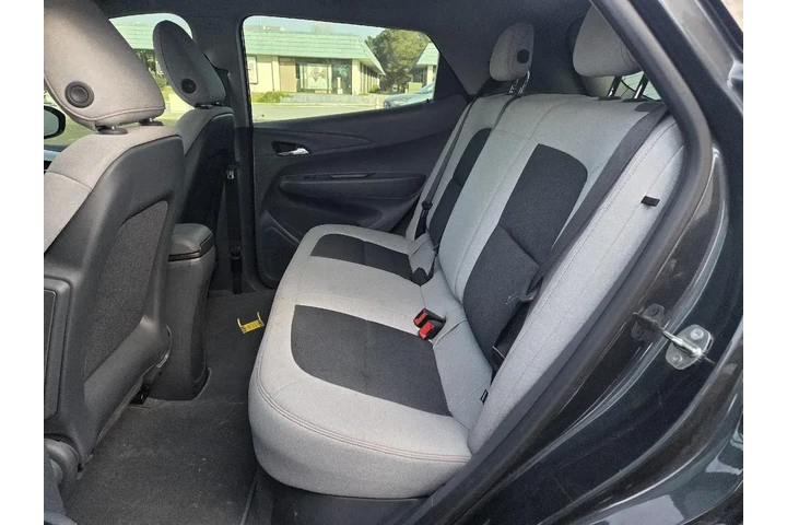 $14950 : Chevrolet Bolt EV 2019 LT 4d image 10