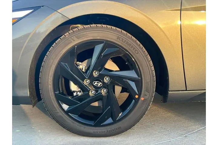 $24499 : Hyundai ELANTRA 2026 SEL Spo image 8
