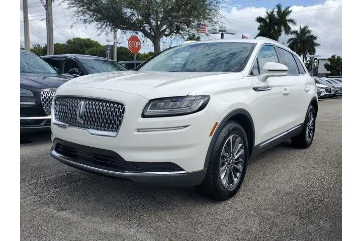 $27990 : Lincoln Nautilus 2023 Standa image 3