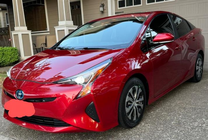 $7000 : Toyota Prius 2017 image 4