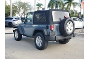 $13590 : Jeep Wrangler 2015 4x4 Sport thumbnail