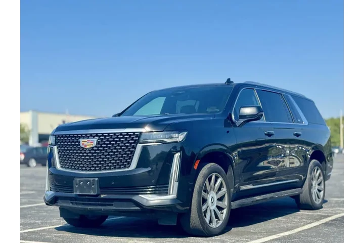 $45999 : 2022 Escalade ESV Premium Lux image 4