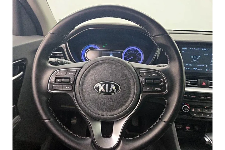 $15998 : Kia Niro 2020 LXS 4dr Crosso image 10