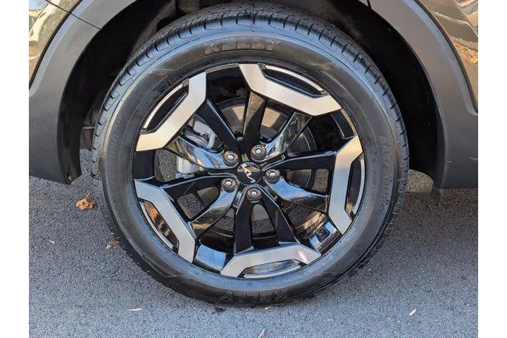 $34644 : Kia Telluride 2025 AWD S 4dr image 8