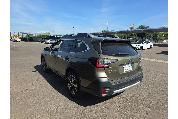 $24900 : Subaru Outback 2021 AWD Tour image 4