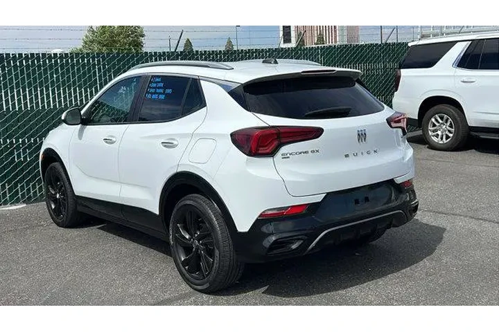 $26984 : Buick Encore GX 2024 AWD Spo image 2